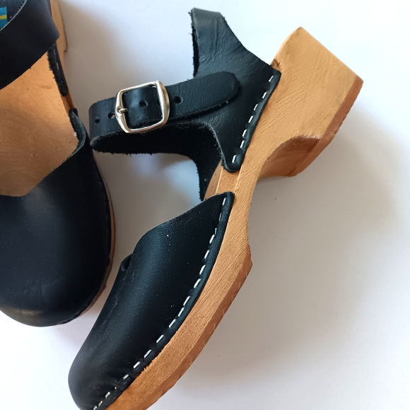 Free People MIA Sofia Mary Jane Black Leather Swedish Wooden Clogs Size 38 | 7 - Picture 5 of 10